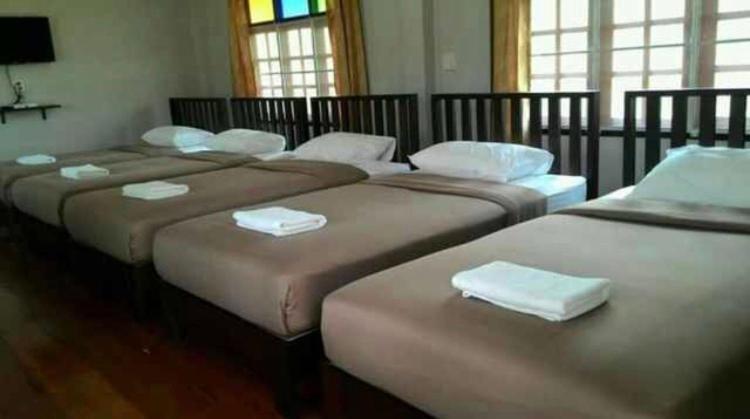 Resort Railumpoo Nakhon Szavan Kültér fotó