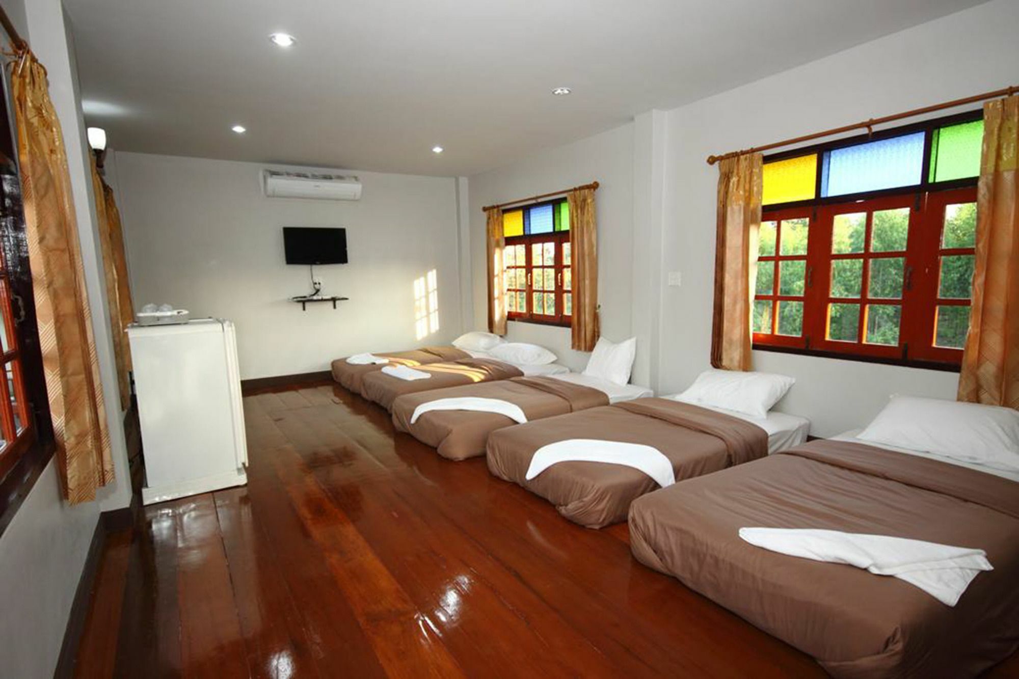 Resort Railumpoo Nakhon Szavan Kültér fotó
